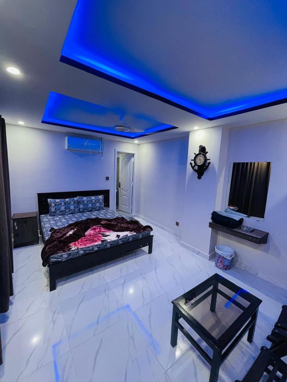 Moven Inn Hotel อิสลามาบัด ภายนอก รูปภาพ
